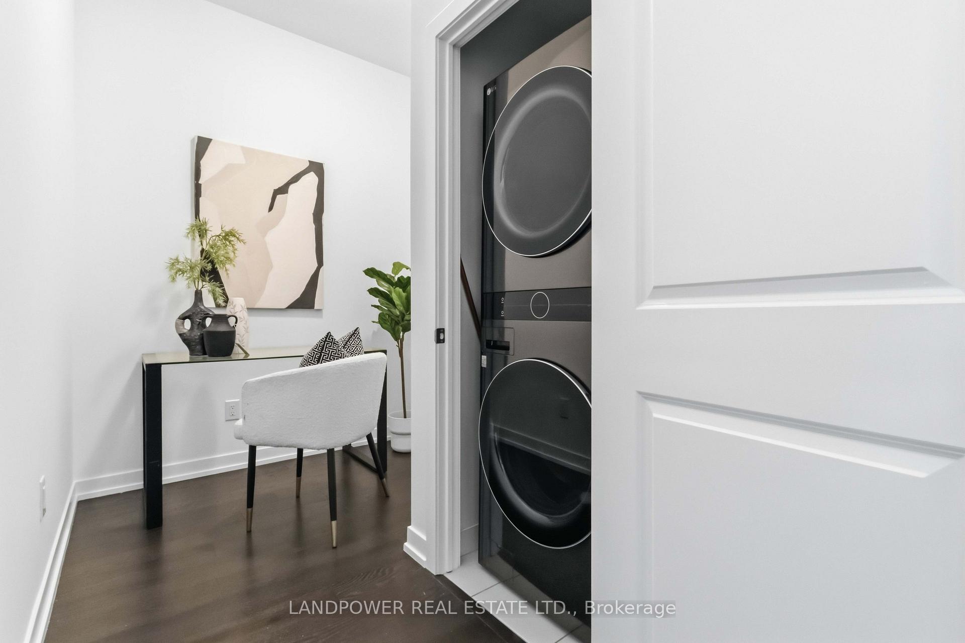 Photo 35 of Unit PH6, 105 George Street, Toronto, Moss Park — HOMEH