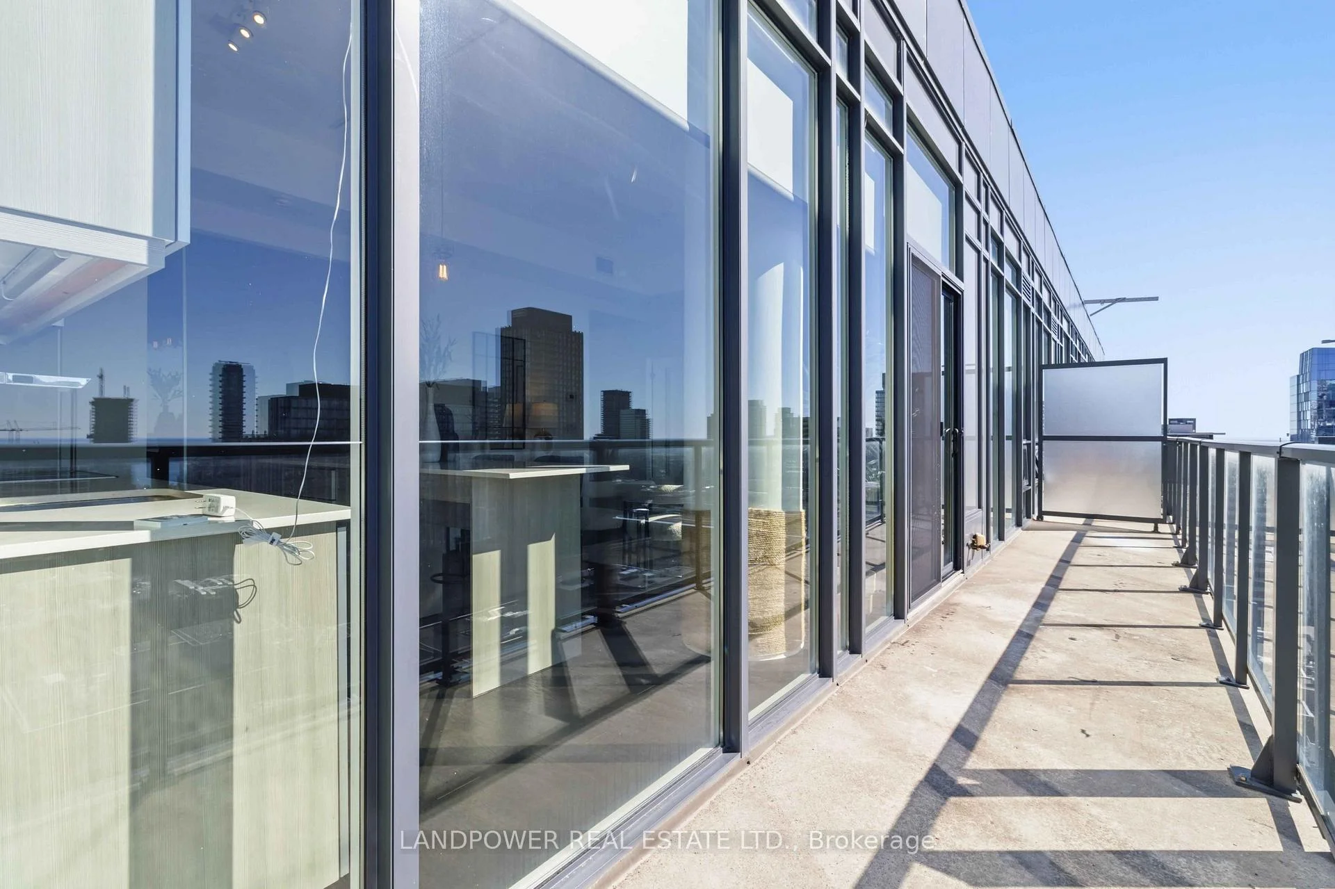 Photo 41 of Unit PH6, 105 George Street, Toronto, Moss Park — HOMEH