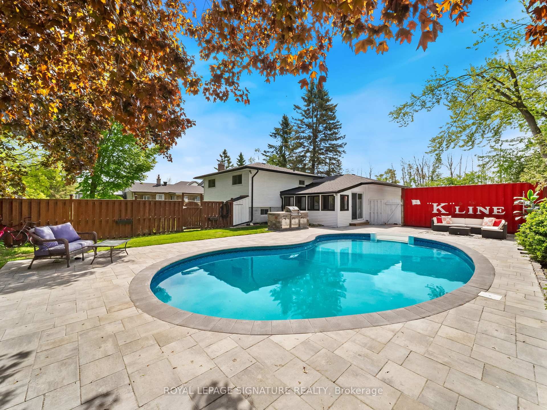 Photo 4 of 12 Easy Street, Georgina, Pefferlaw — HOMEH