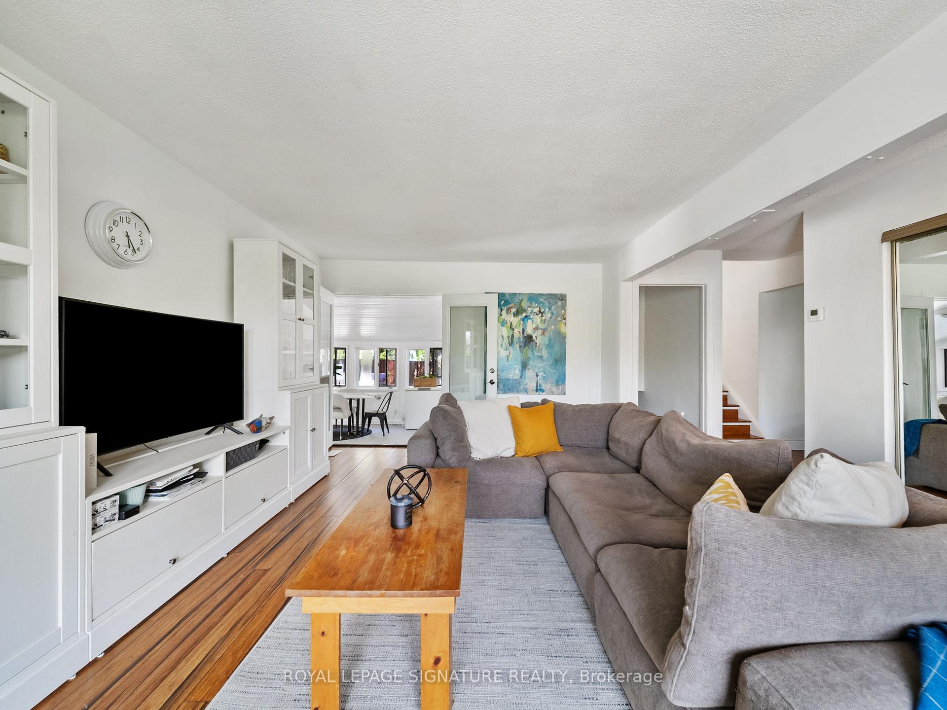 Photo 15 of 12 Easy Street, Georgina, Pefferlaw — HOMEH