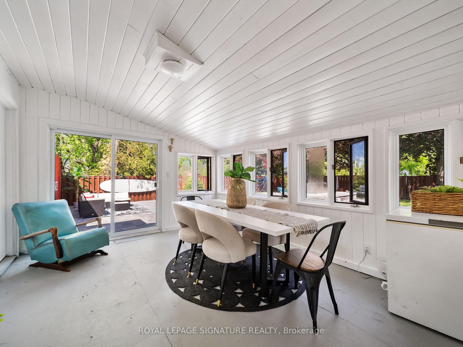 Photo 23 of 12 Easy Street, Georgina, Pefferlaw — HOMEH