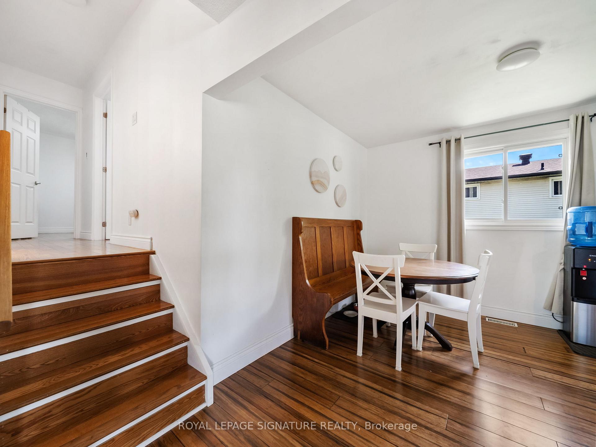 Photo 24 of 12 Easy Street, Georgina, Pefferlaw — HOMEH