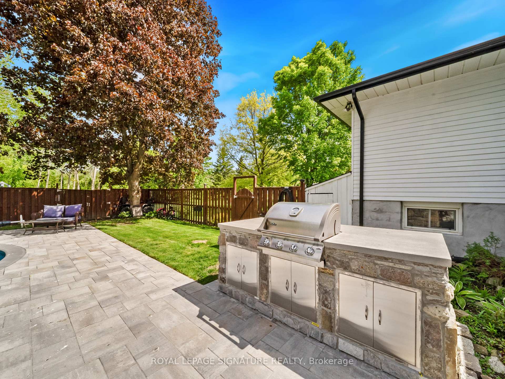 Photo 34 of 12 Easy Street, Georgina, Pefferlaw — HOMEH