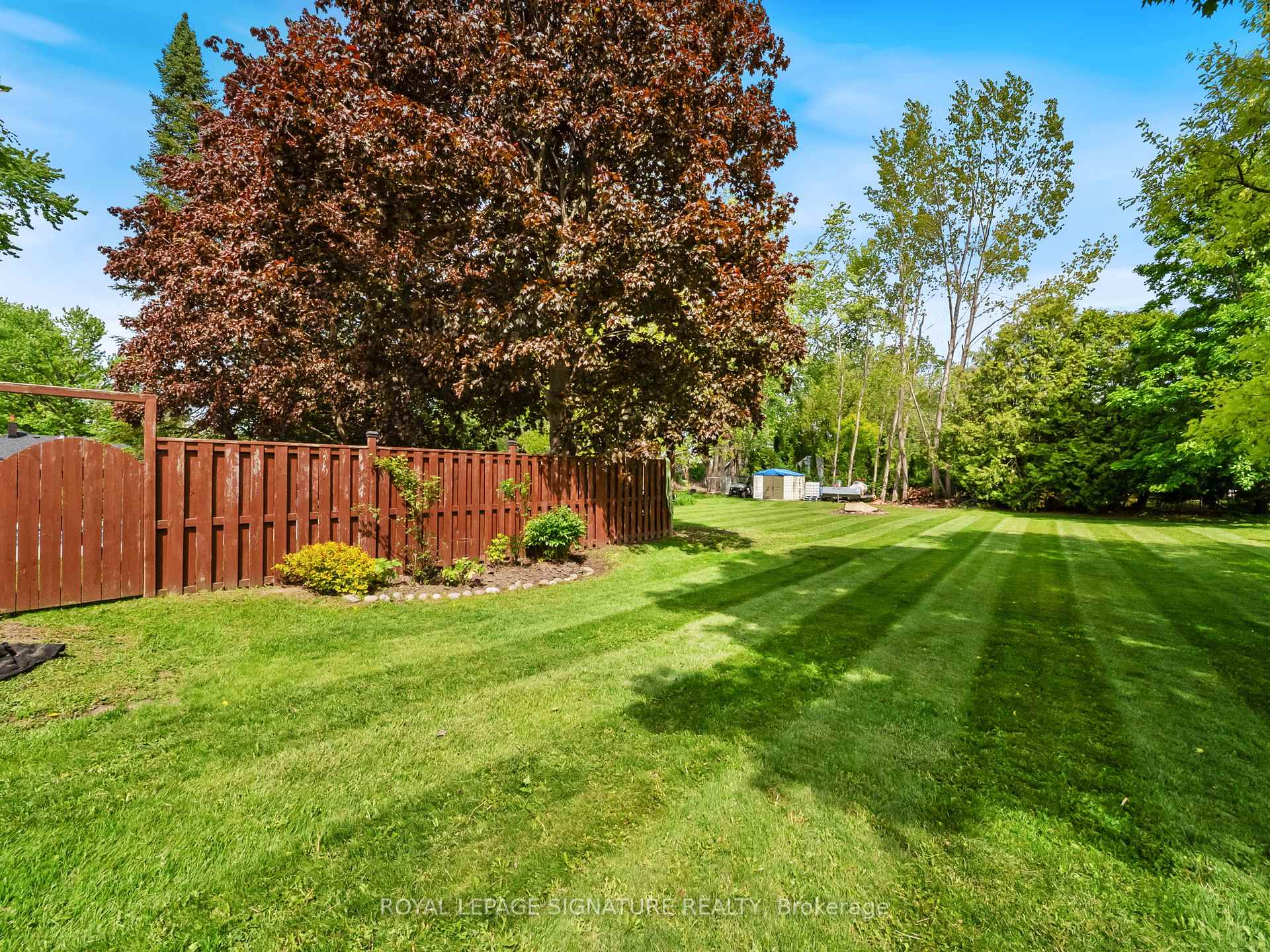 Photo 43 of 12 Easy Street, Georgina, Pefferlaw — HOMEH