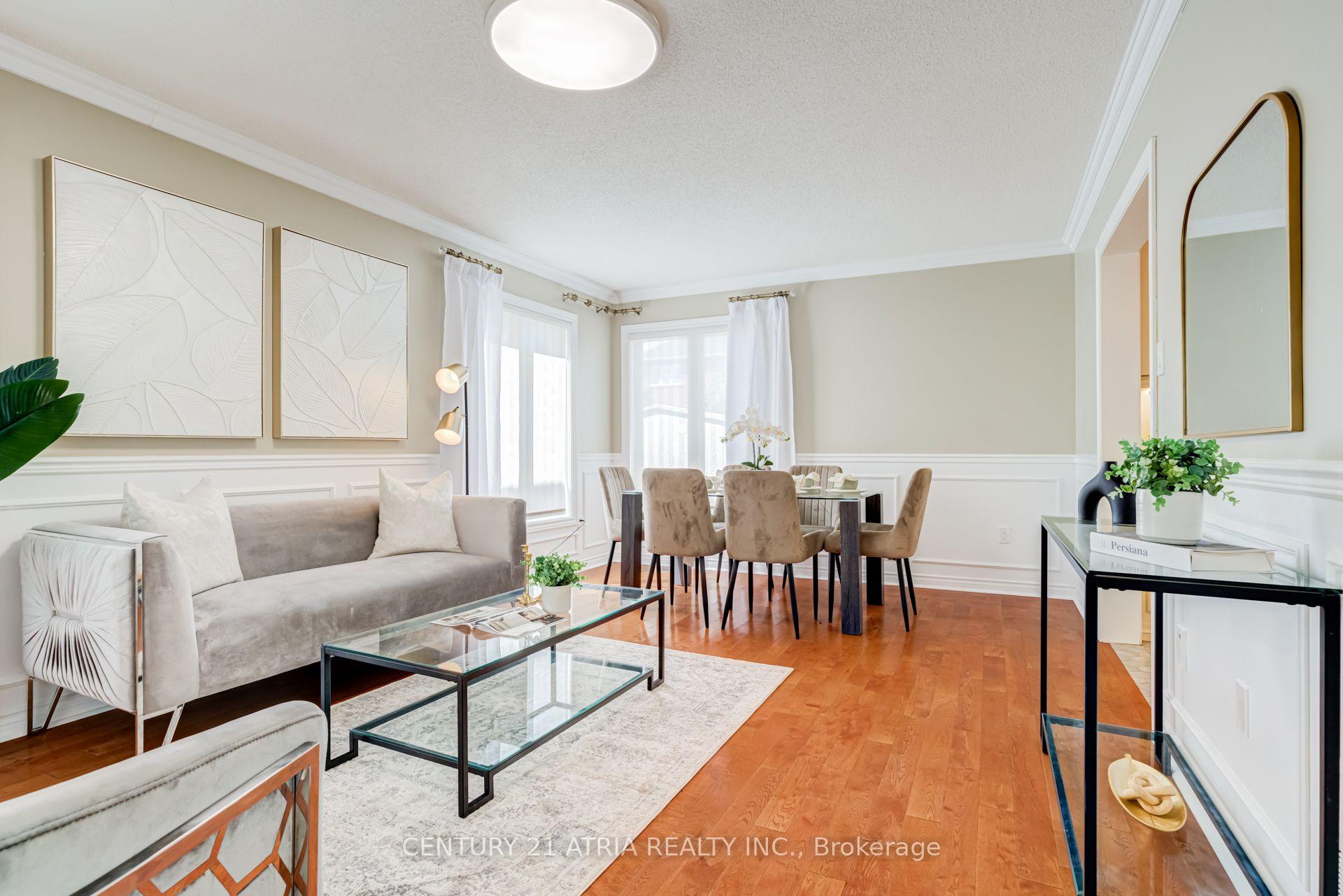 Photo 6 of 14 Robert Attersley Drive W, Whitby, Taunton North — HOMEH