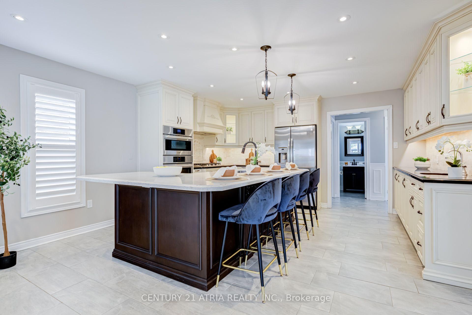 Photo 13 of 14 Robert Attersley Drive W, Whitby, Taunton North — HOMEH