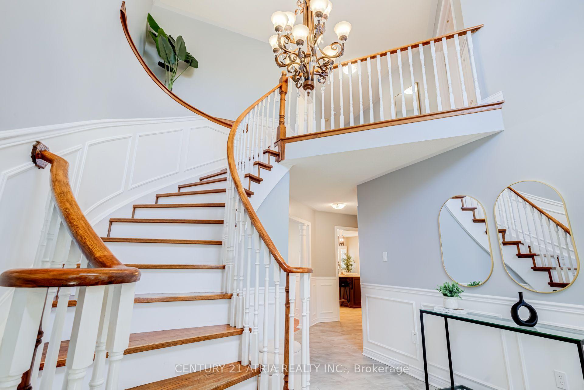 Photo 18 of 14 Robert Attersley Drive W, Whitby, Taunton North — HOMEH