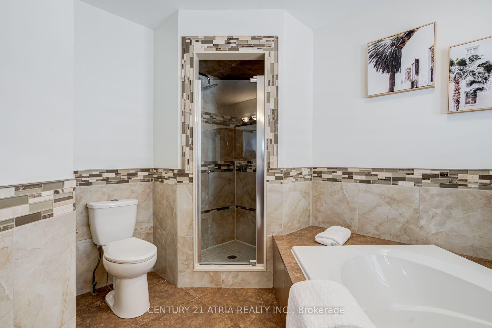 Photo 25 of 14 Robert Attersley Drive W, Whitby, Taunton North — HOMEH
