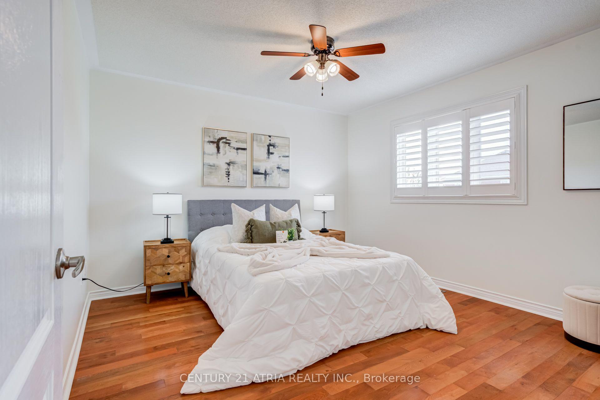 Photo 29 of 14 Robert Attersley Drive W, Whitby, Taunton North — HOMEH