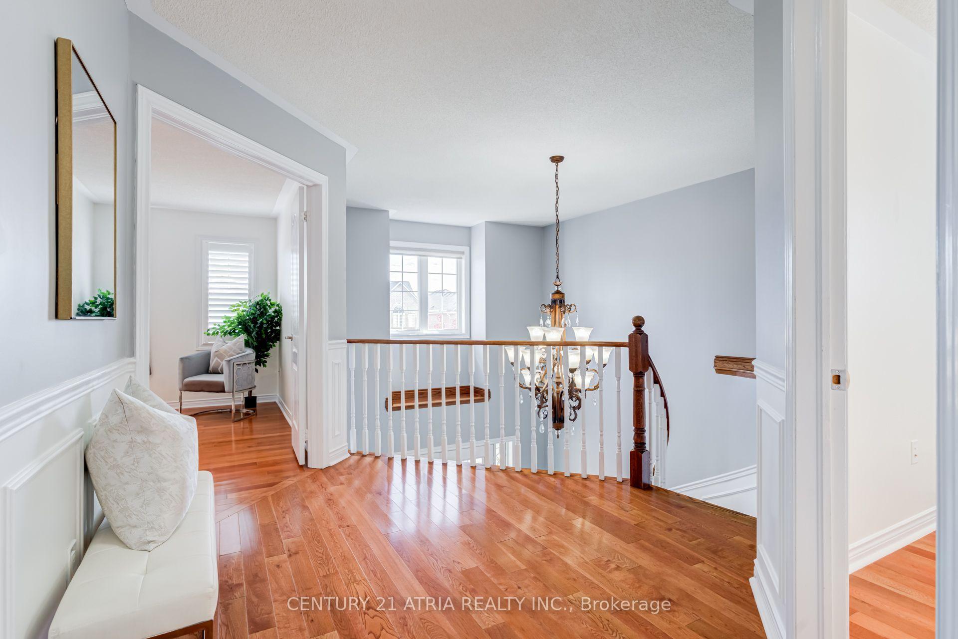 Photo 33 of 14 Robert Attersley Drive W, Whitby, Taunton North — HOMEH