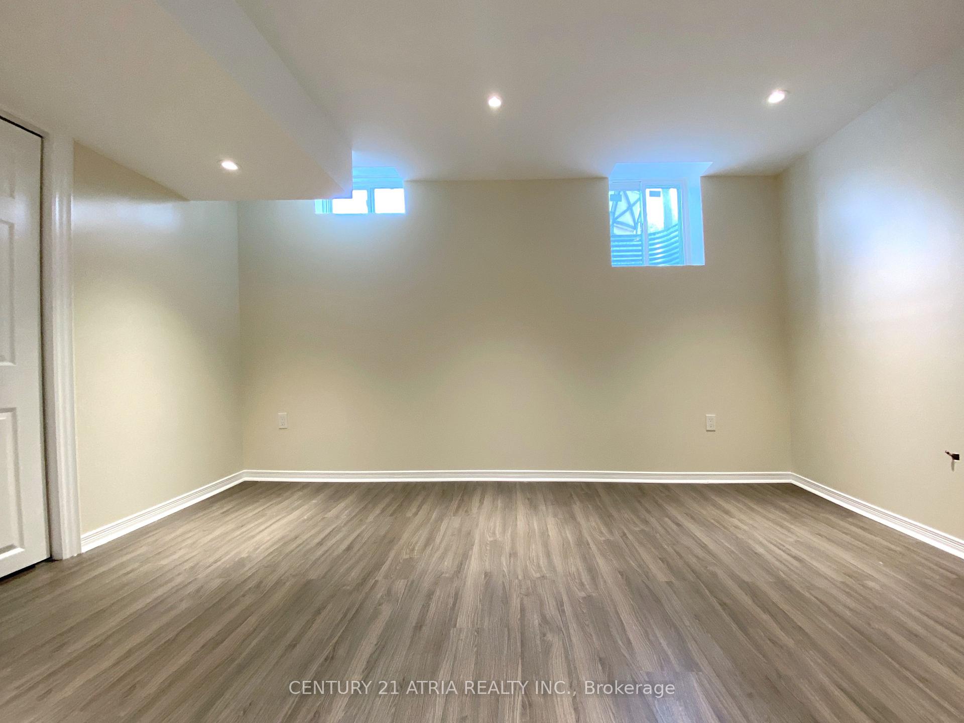 Photo 46 of 14 Robert Attersley Drive W, Whitby, Taunton North — HOMEH