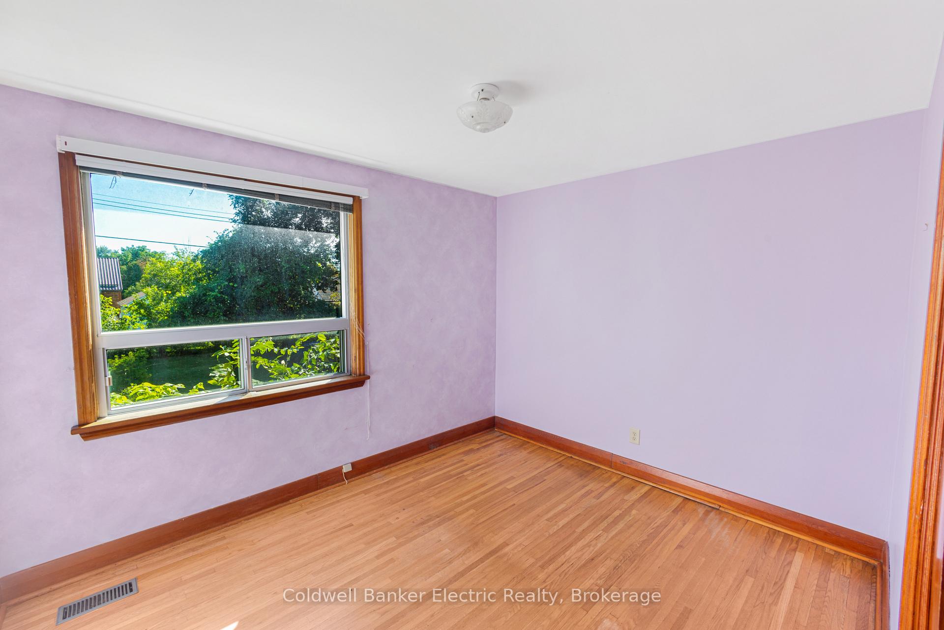 Photo 12 of 792 Curtis Road, Peterborough, Ashburnham Ward 4 — HOMEH