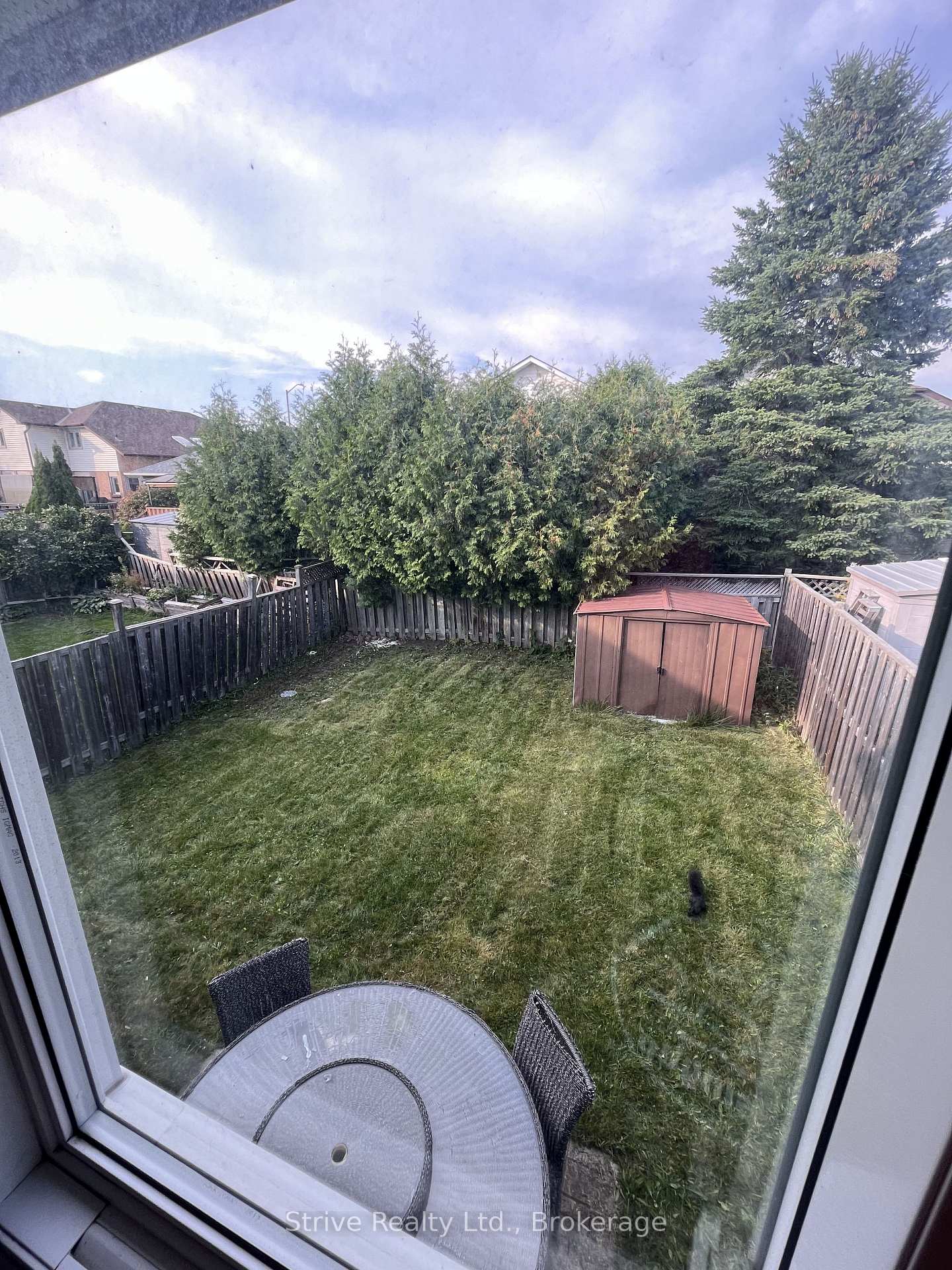 Photo 11 of 1013 Attersley Drive, Oshawa, Pinecrest — HOMEH