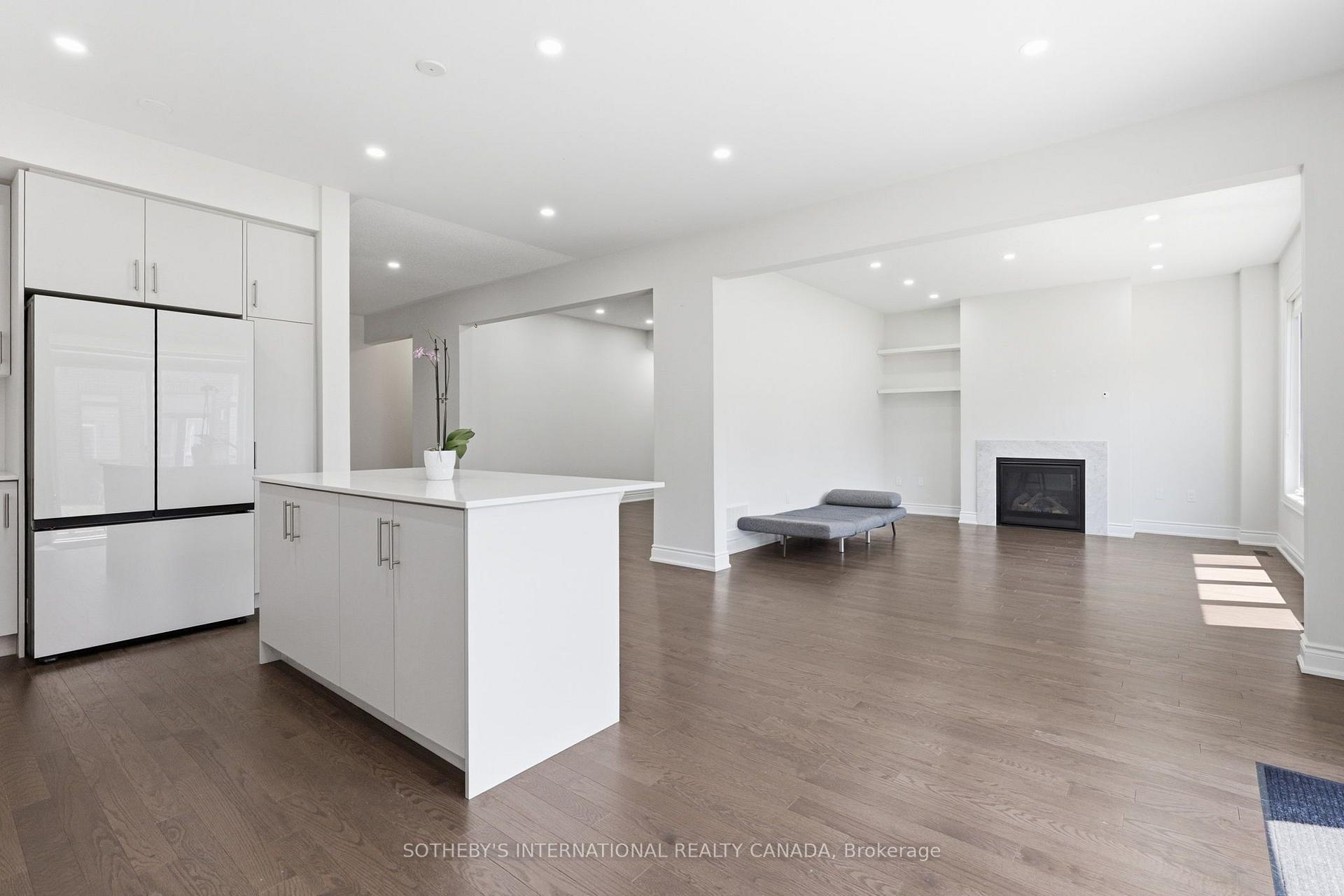 Photo 9 of 32 Bermondsey Way, Brampton, Bram West — HOMEH