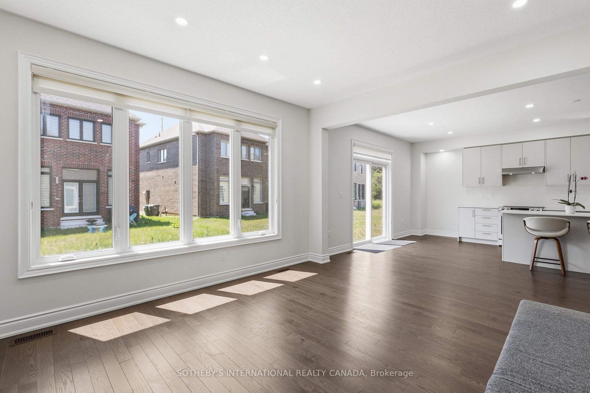 Photo 12 of 32 Bermondsey Way, Brampton, Bram West — HOMEH