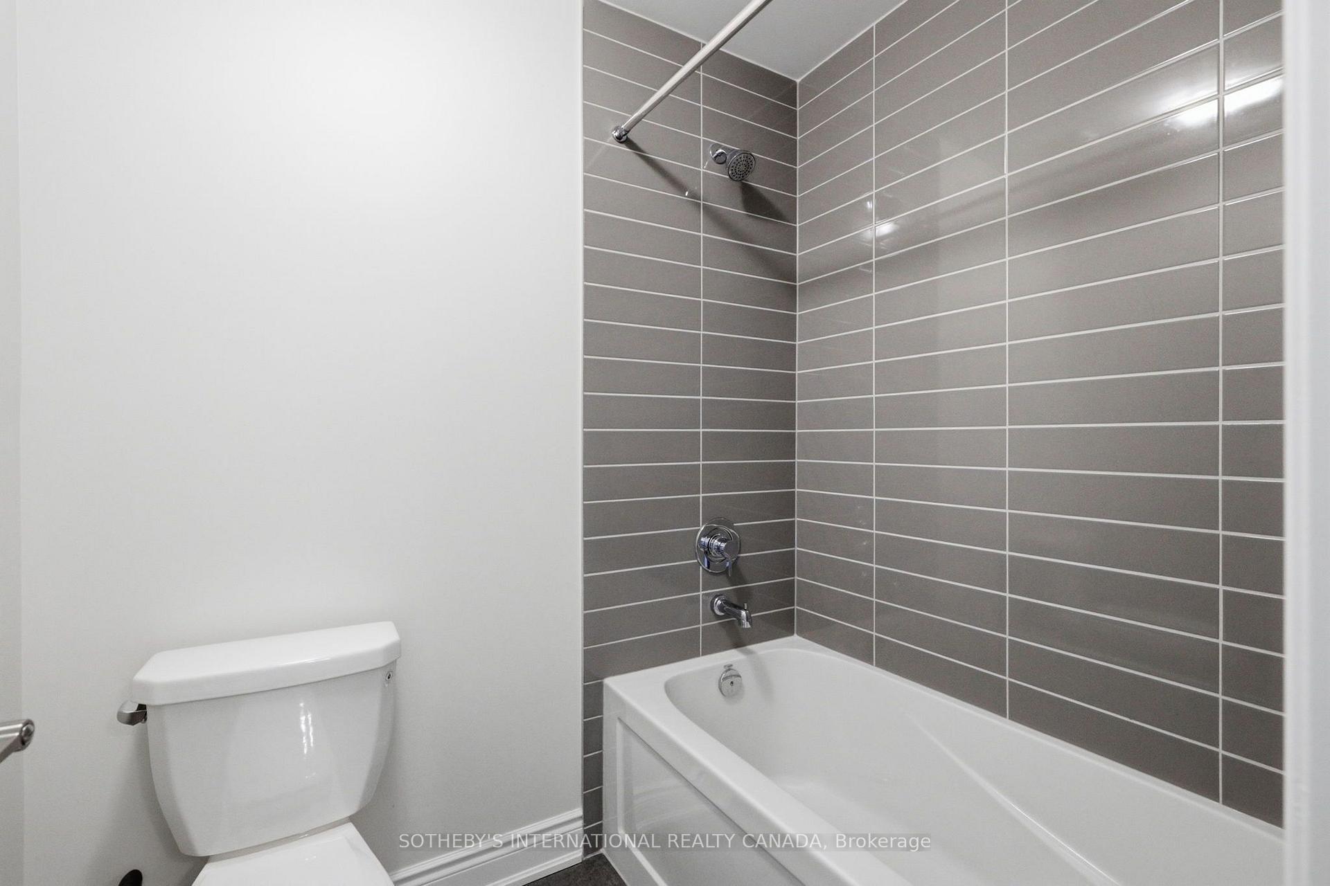 Photo 21 of 32 Bermondsey Way, Brampton, Bram West — HOMEH