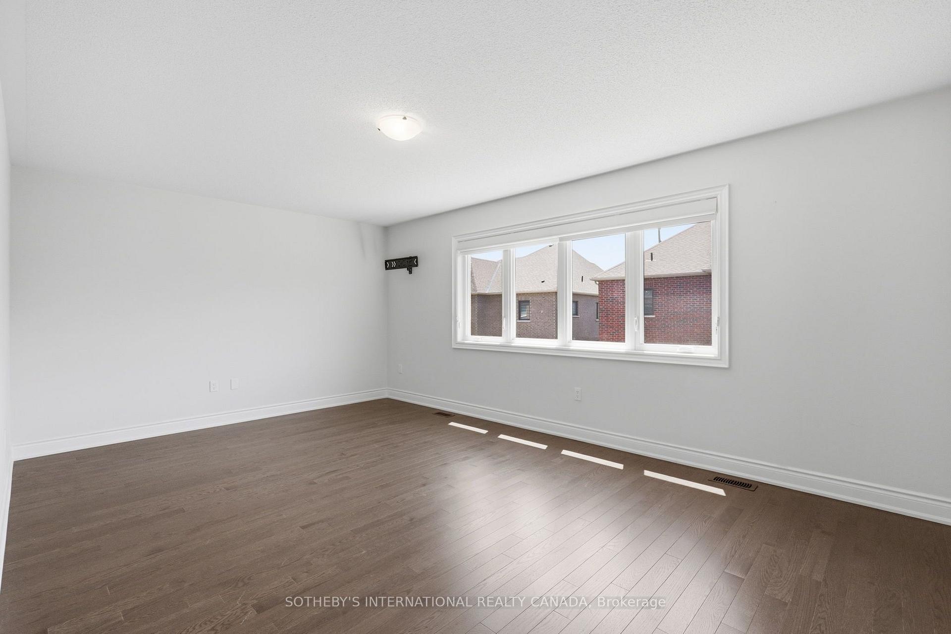 Photo 25 of 32 Bermondsey Way, Brampton, Bram West — HOMEH