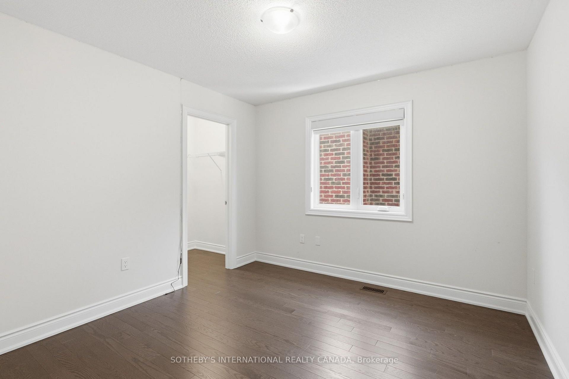 Photo 30 of 32 Bermondsey Way, Brampton, Bram West — HOMEH