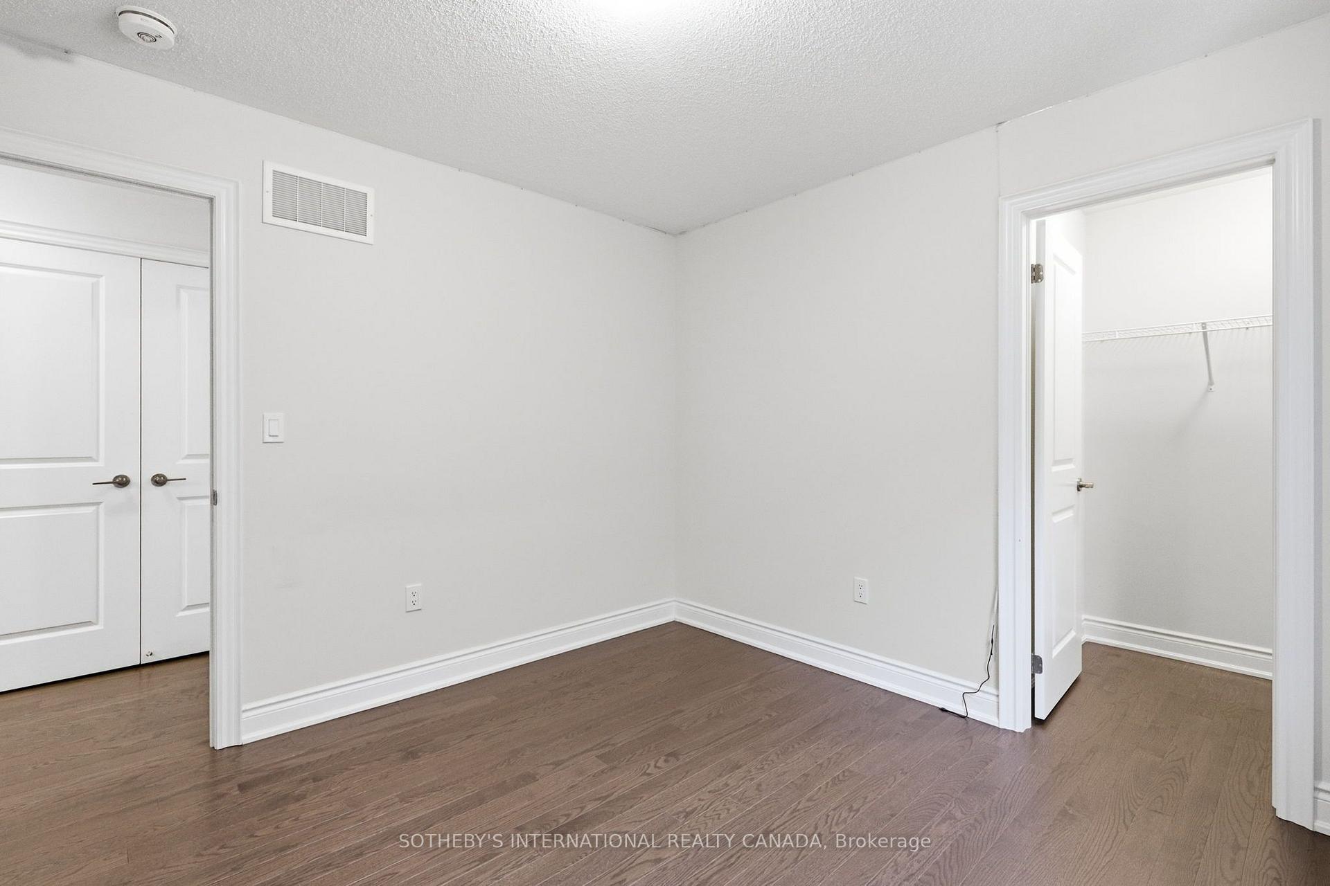 Photo 31 of 32 Bermondsey Way, Brampton, Bram West — HOMEH