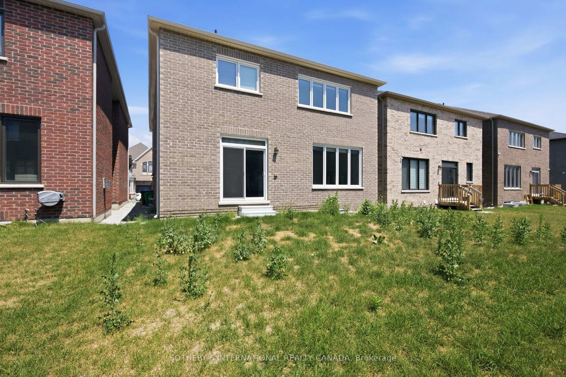 Photo 35 of 32 Bermondsey Way, Brampton, Bram West — HOMEH