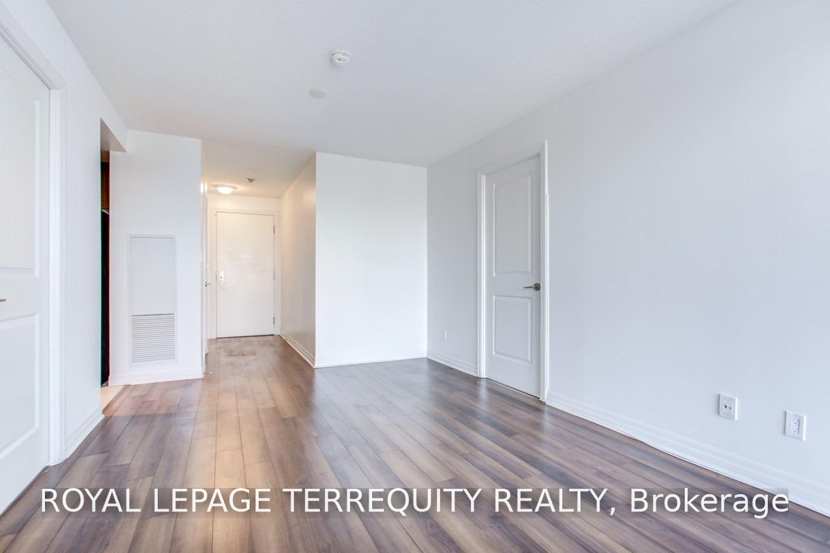 Photo 5 of Unit 3105, 2015 Sheppard Avenue E, North York, Henry Farm — HOMEH
