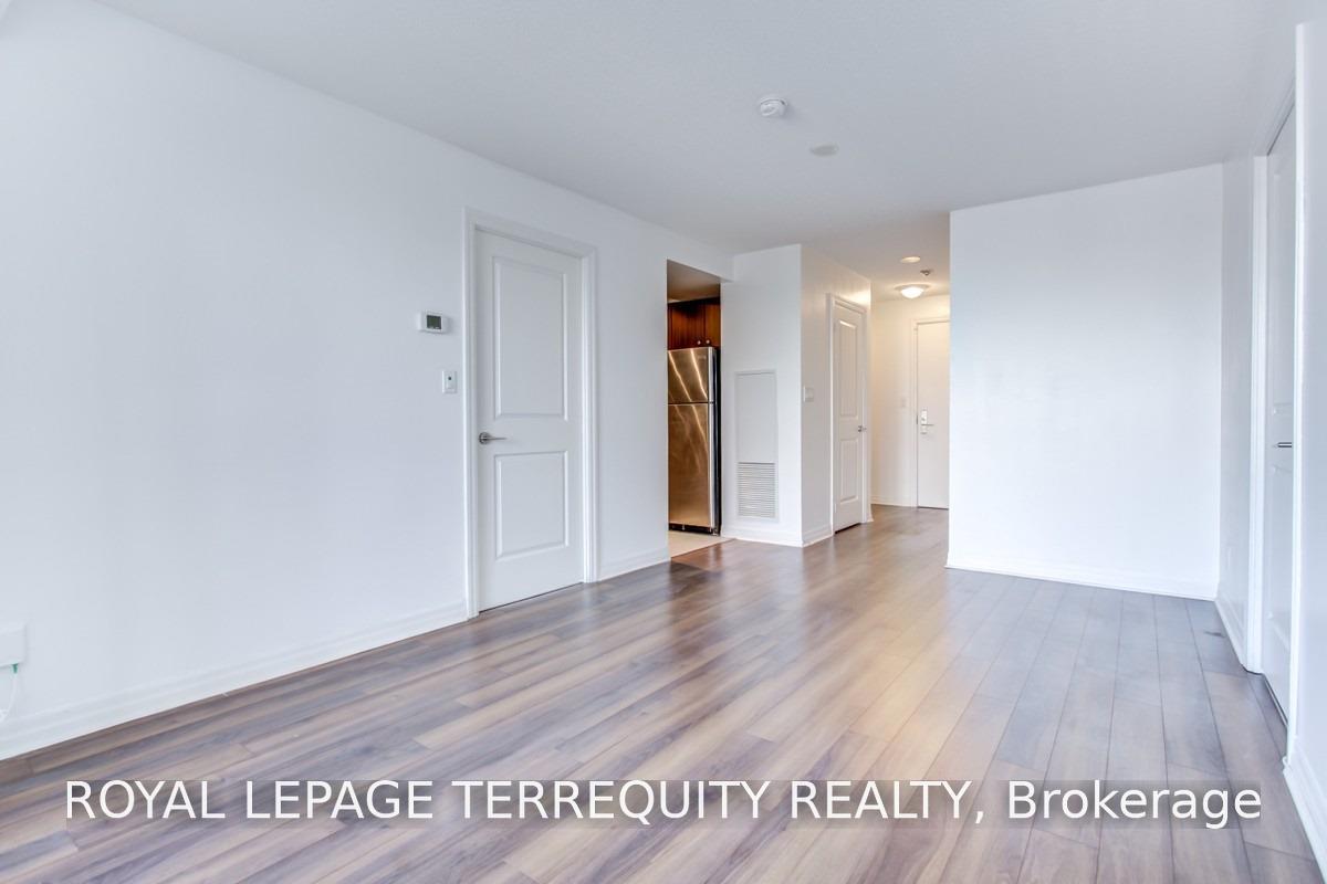 Photo 6 of Unit 3105, 2015 Sheppard Avenue E, North York, Henry Farm — HOMEH