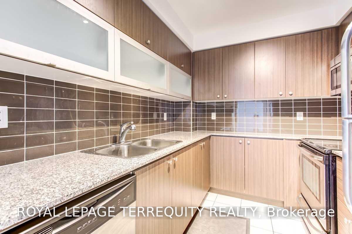 Photo 9 of Unit 3105, 2015 Sheppard Avenue E, North York, Henry Farm — HOMEH