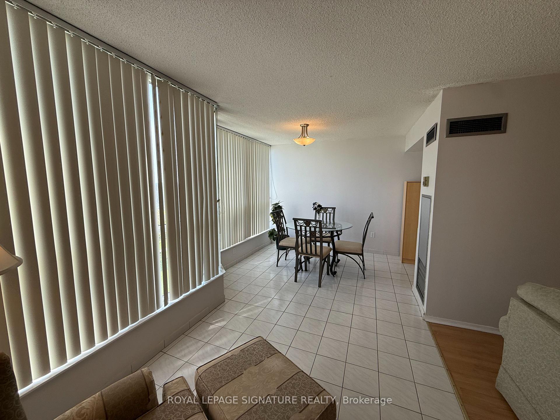 Photo 7 of Unit 407, 3 Rowntree Road, Etobicoke, Mount Olive-Silverstone-Jamestown — HOMEH