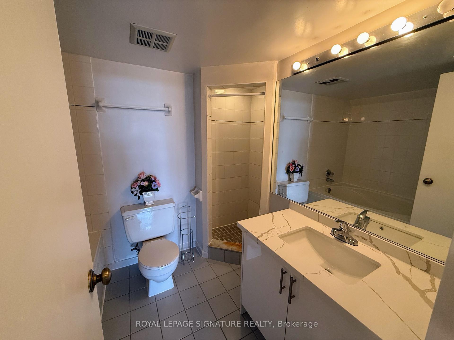 Photo 15 of Unit 407, 3 Rowntree Road, Etobicoke, Mount Olive-Silverstone-Jamestown — HOMEH