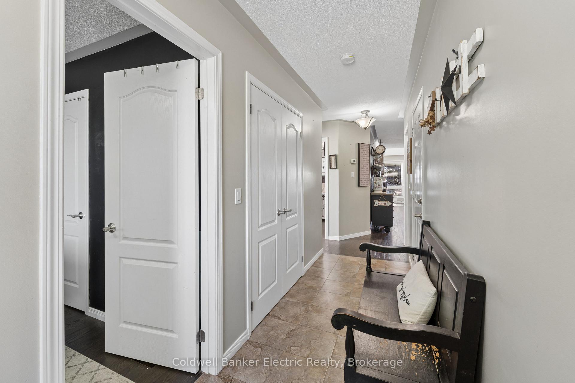 Photo 9 of 661 Clancy Crescent, Peterborough, Otonabee Ward 1 — HOMEH