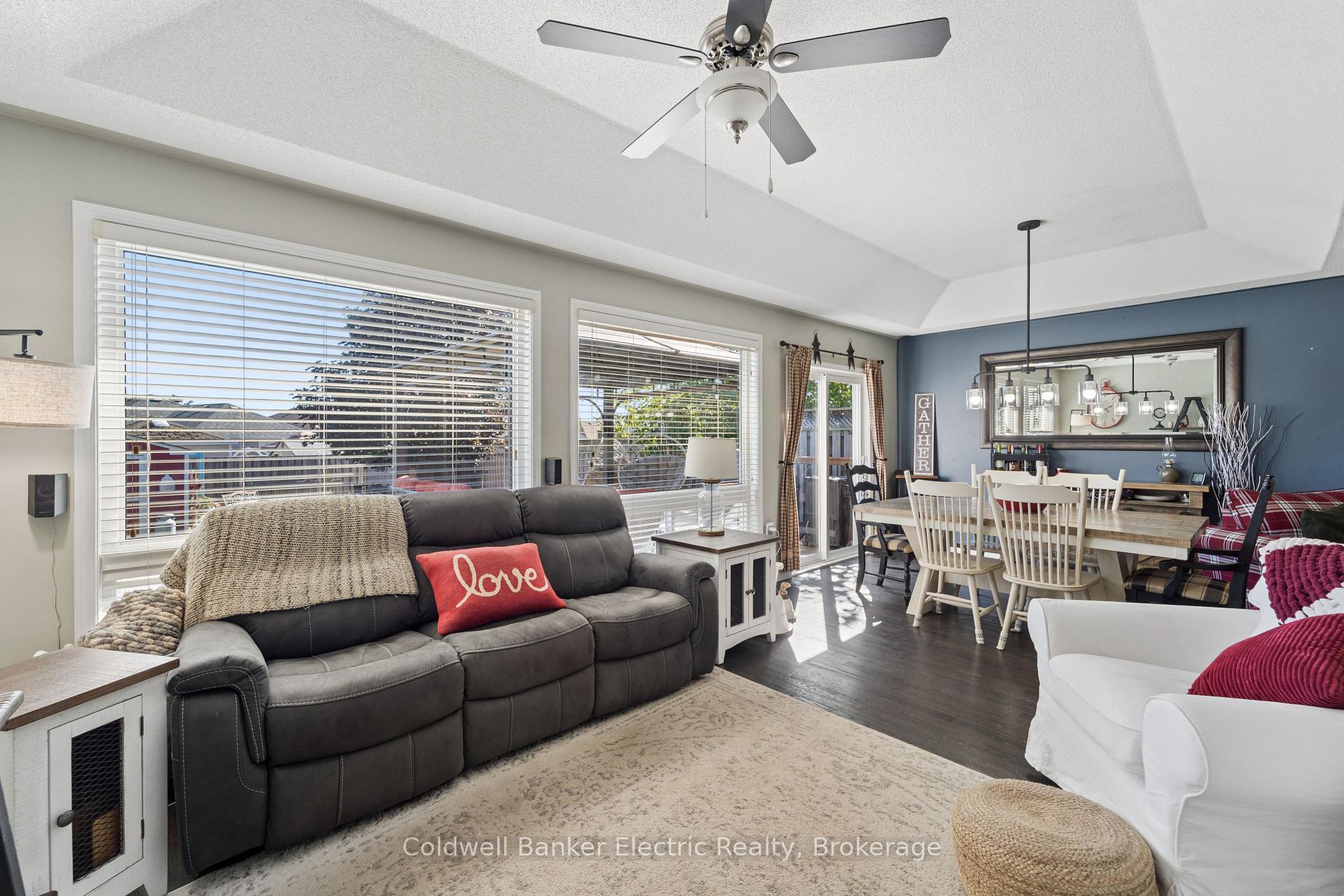 Photo 12 of 661 Clancy Crescent, Peterborough, Otonabee Ward 1 — HOMEH