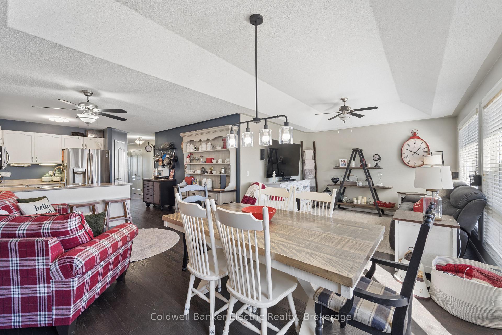 Photo 15 of 661 Clancy Crescent, Peterborough, Otonabee Ward 1 — HOMEH