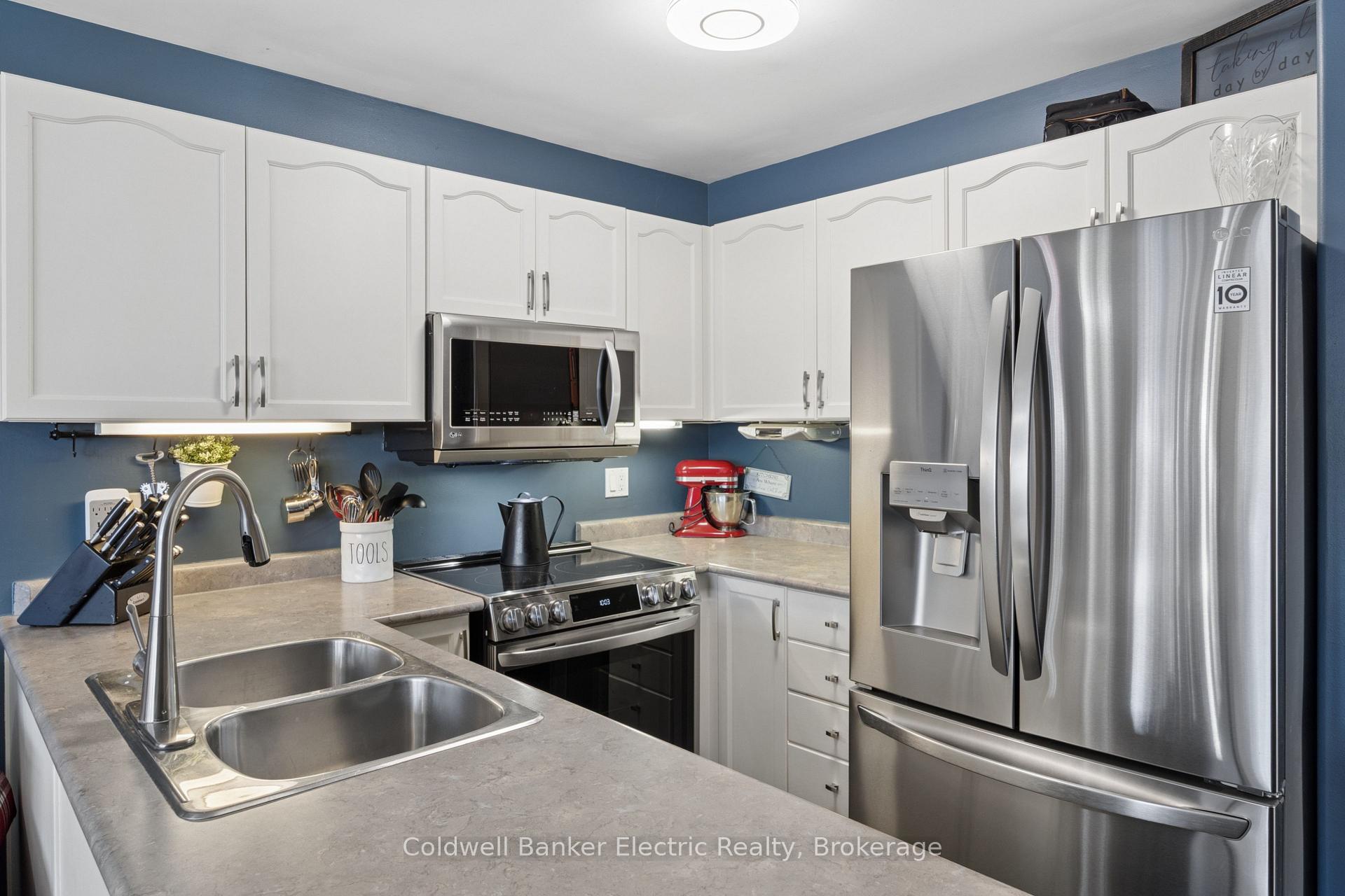 Photo 21 of 661 Clancy Crescent, Peterborough, Otonabee Ward 1 — HOMEH
