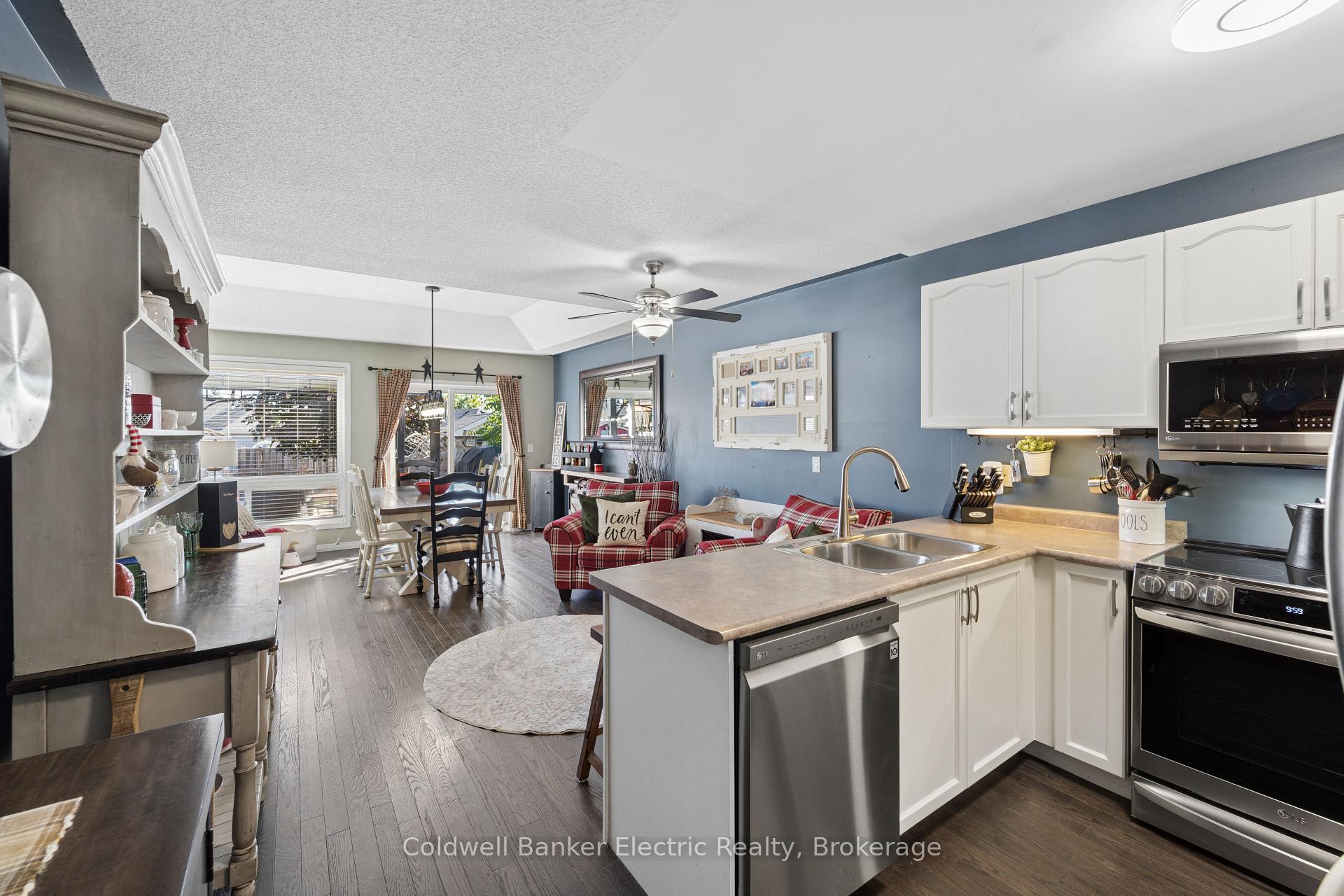 Photo 24 of 661 Clancy Crescent, Peterborough, Otonabee Ward 1 — HOMEH