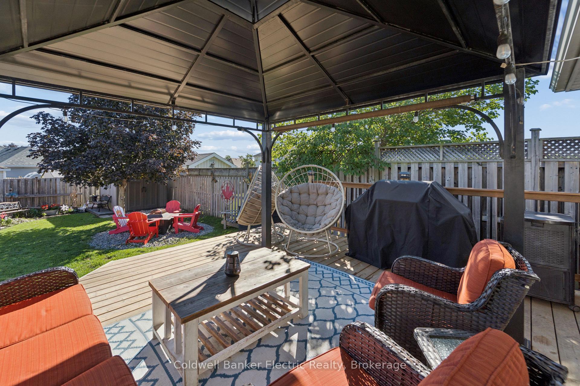 Photo 40 of 661 Clancy Crescent, Peterborough, Otonabee Ward 1 — HOMEH