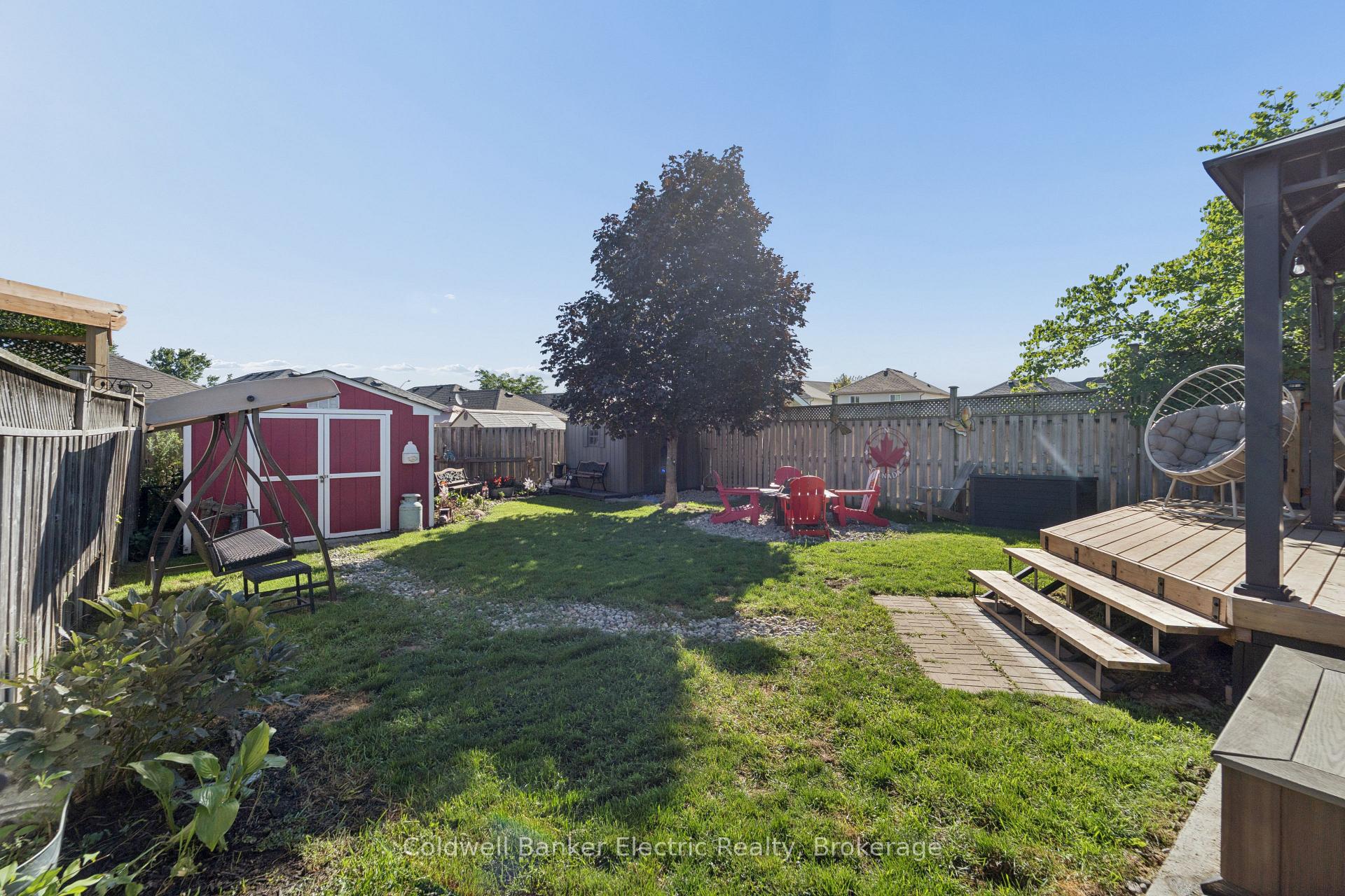 Photo 41 of 661 Clancy Crescent, Peterborough, Otonabee Ward 1 — HOMEH