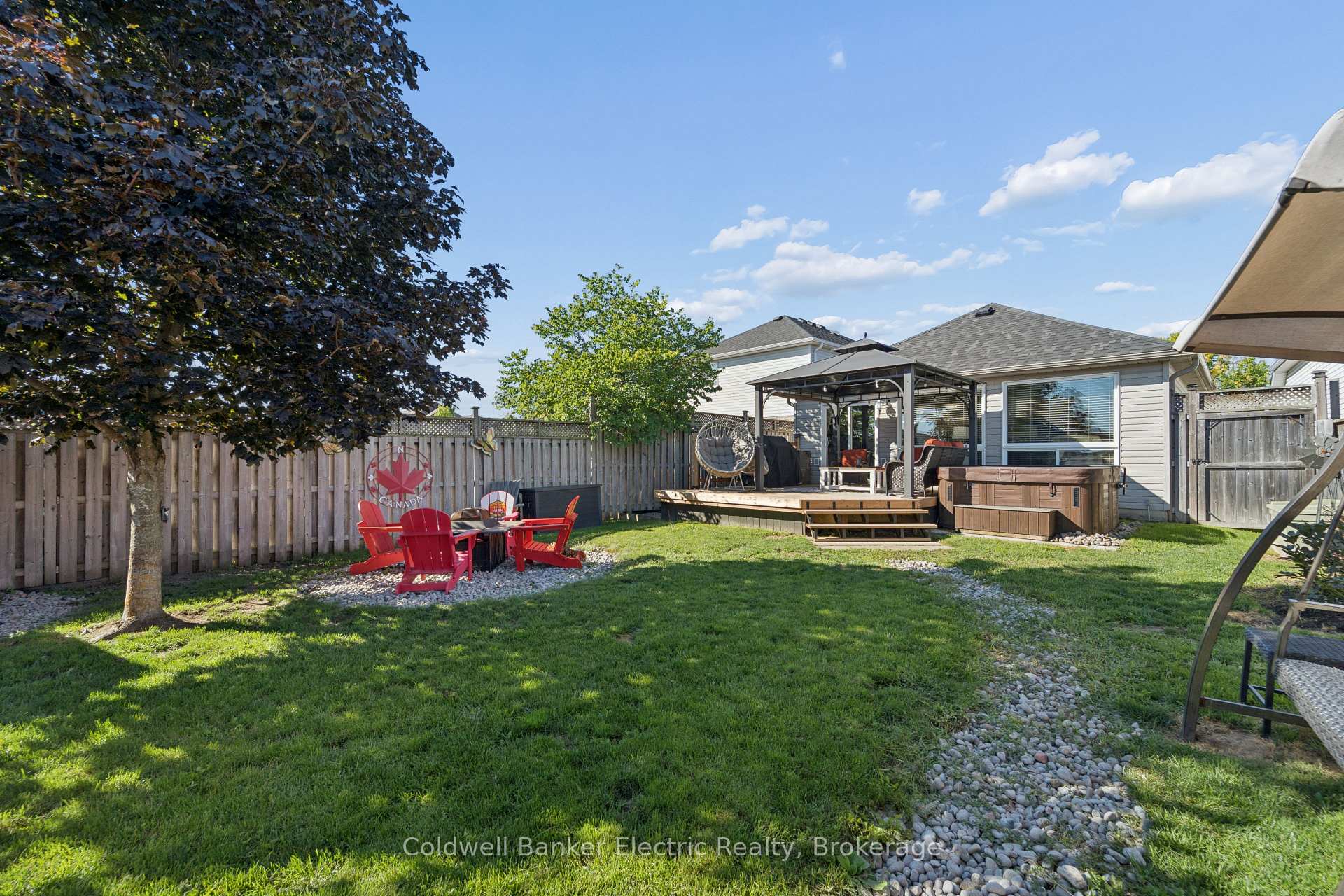Photo 42 of 661 Clancy Crescent, Peterborough, Otonabee Ward 1 — HOMEH