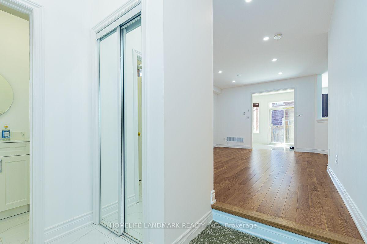 Photo 2 of 15 Chokecherry Crescent, Markham, Wismer — HOMEH