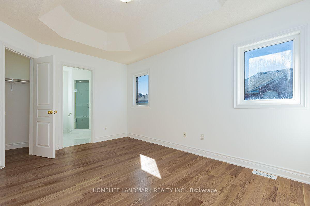 Photo 10 of 15 Chokecherry Crescent, Markham, Wismer — HOMEH