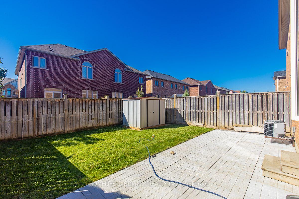 Photo 21 of 15 Chokecherry Crescent, Markham, Wismer — HOMEH