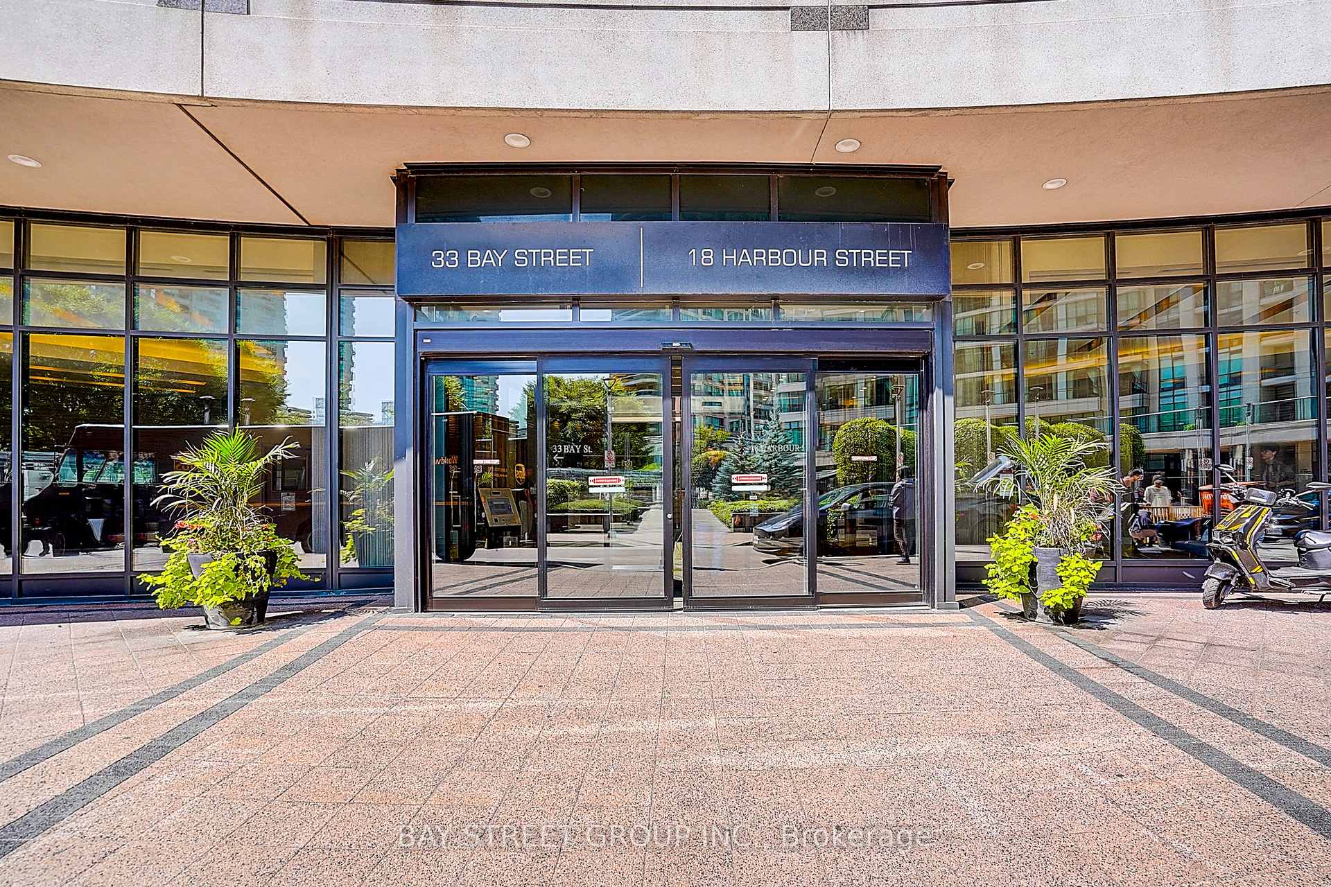 Photo 4 of Unit 3310, 33 Bay Street, Toronto, Waterfront Communities — HOMEH