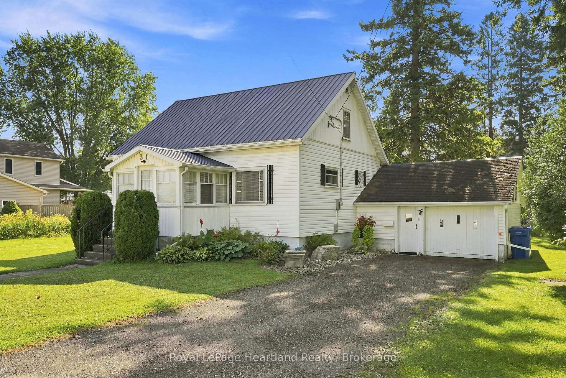 Photo 4 of 31 Louise Street, Minto — HOMEH