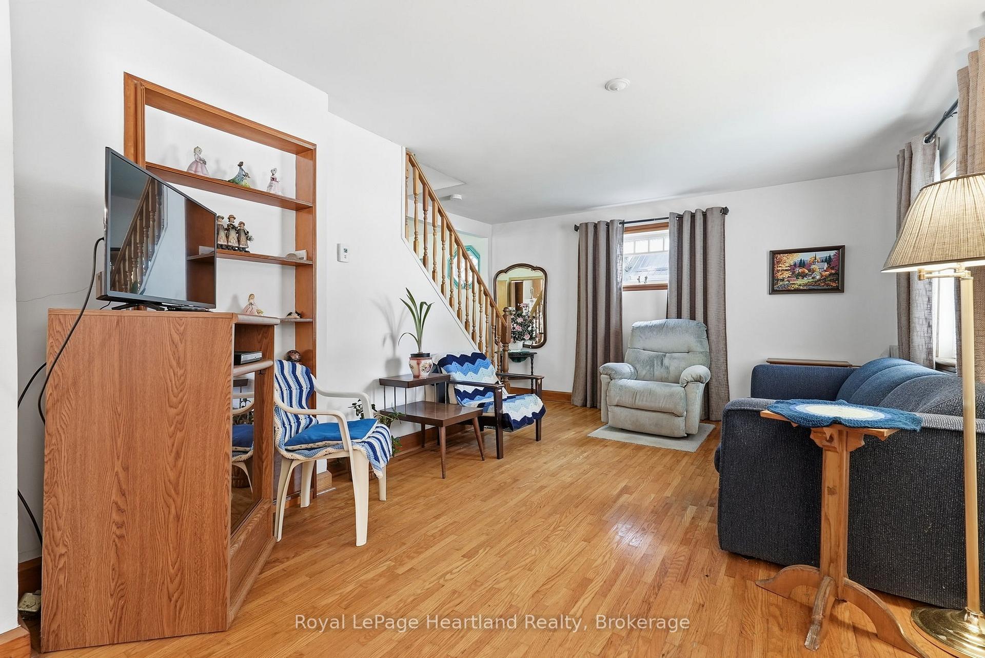 Photo 9 of 31 Louise Street, Minto — HOMEH