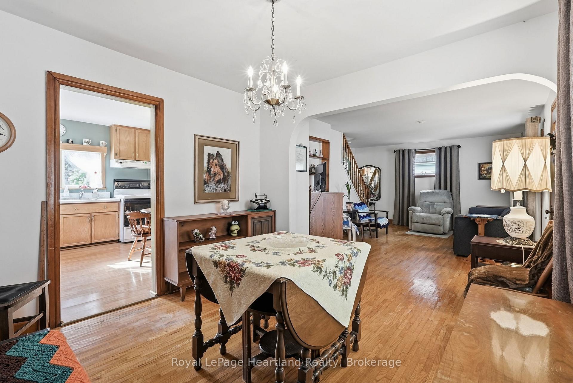 Photo 10 of 31 Louise Street, Minto — HOMEH