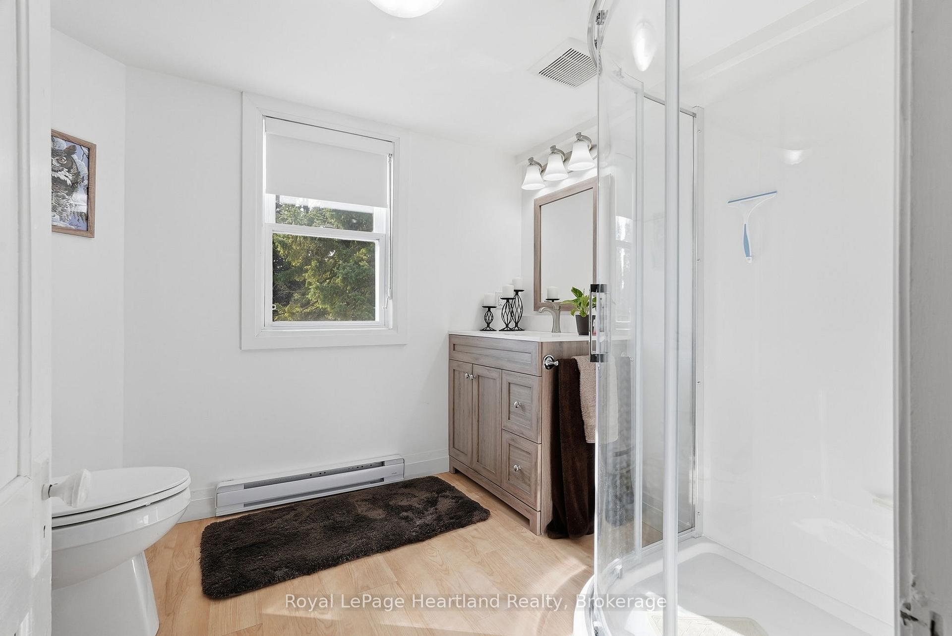 Photo 23 of 31 Louise Street, Minto — HOMEH