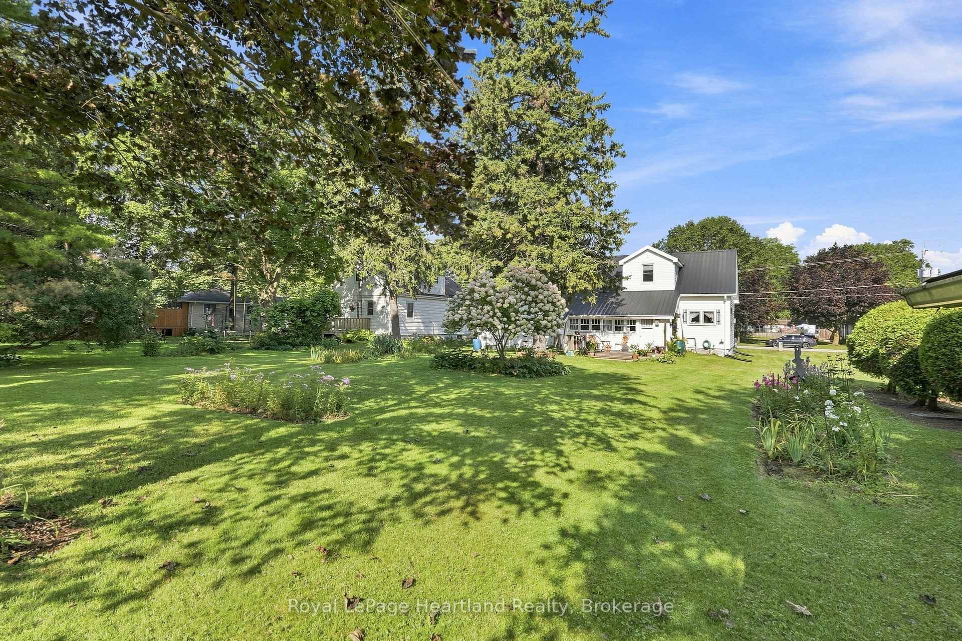 Photo 36 of 31 Louise Street, Minto — HOMEH