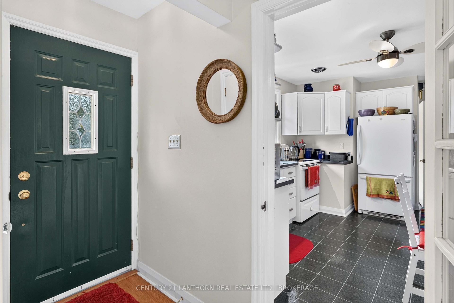 Photo 5 of 244 Yonge Street, Kingston, Central City West — HOMEH
