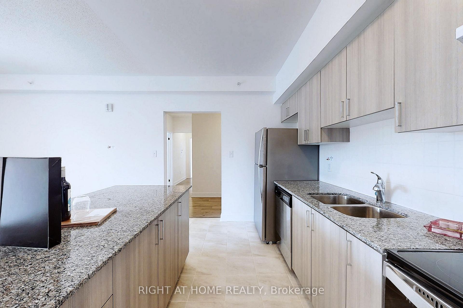 Photo 5 of Unit 204, 8 Culinary Lane, Barrie, Rural Barrie Southeast — HOMEH