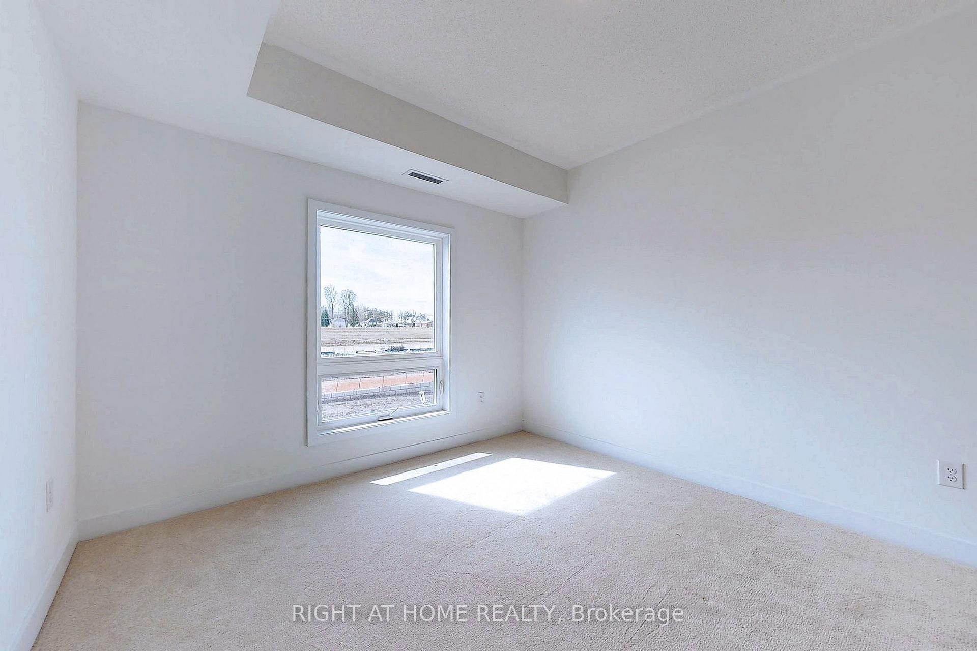 Photo 11 of Unit 204, 8 Culinary Lane, Barrie, Rural Barrie Southeast — HOMEH