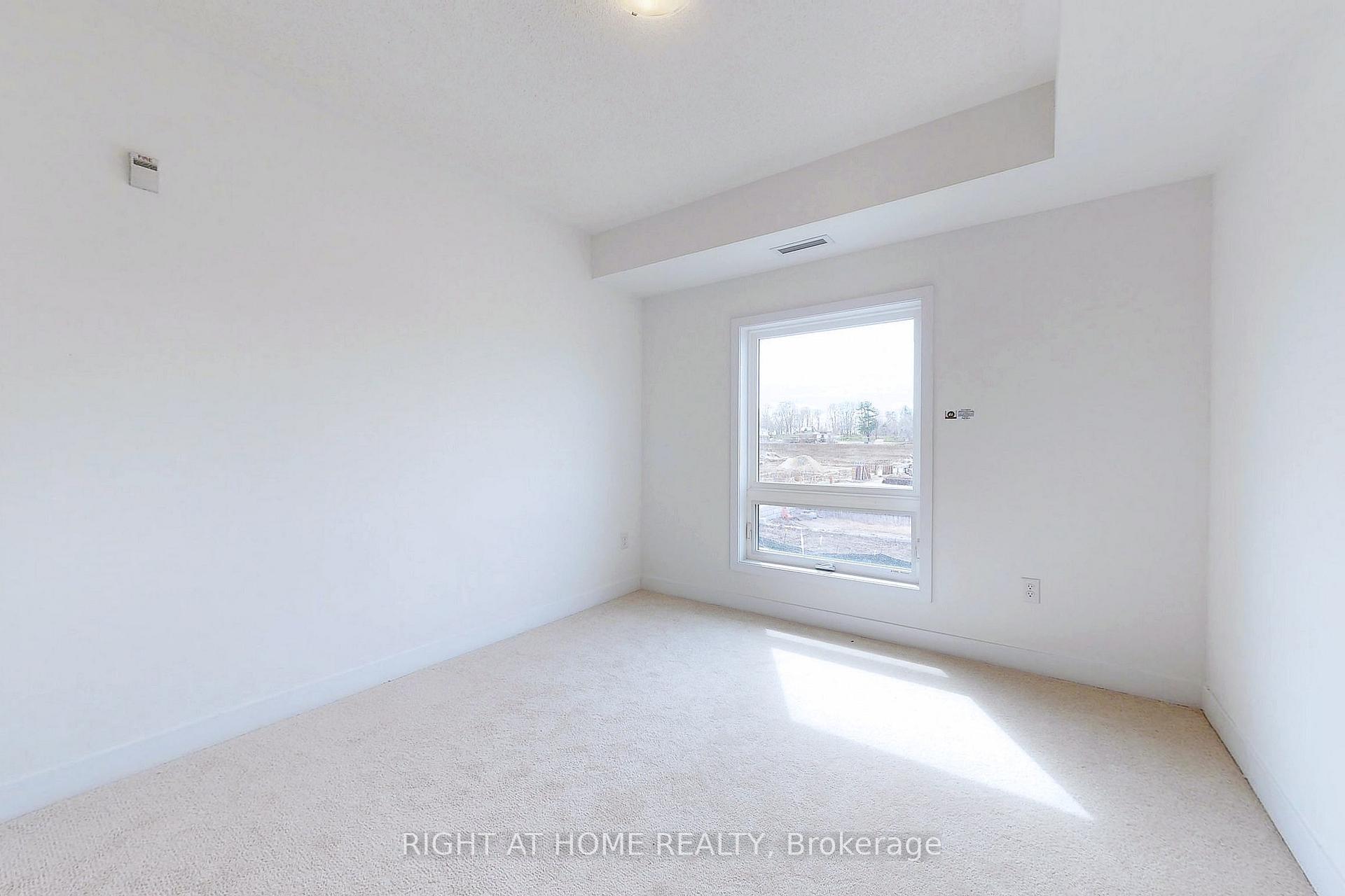 Photo 14 of Unit 204, 8 Culinary Lane, Barrie, Rural Barrie Southeast — HOMEH